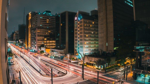 Cidades inteligentes, dados pessoais e direitos dos cidadãos no Brasil